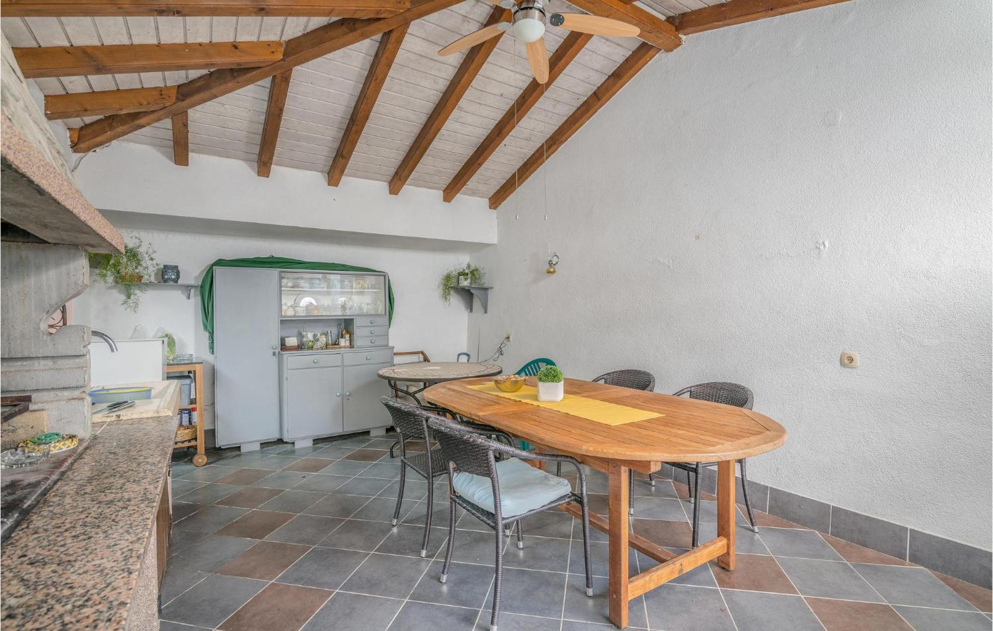 Gorgeous Apartment In Cizici With House Sea View Εξωτερικό φωτογραφία