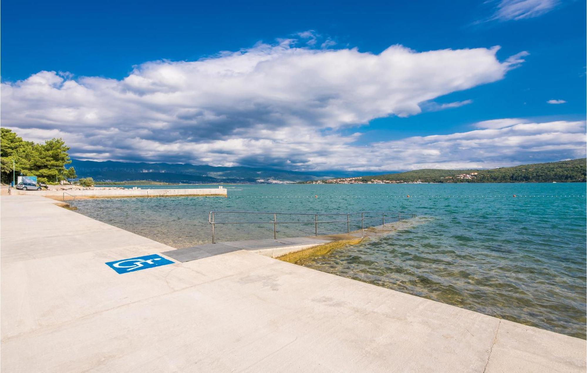 Gorgeous Apartment In Cizici With House Sea View Εξωτερικό φωτογραφία